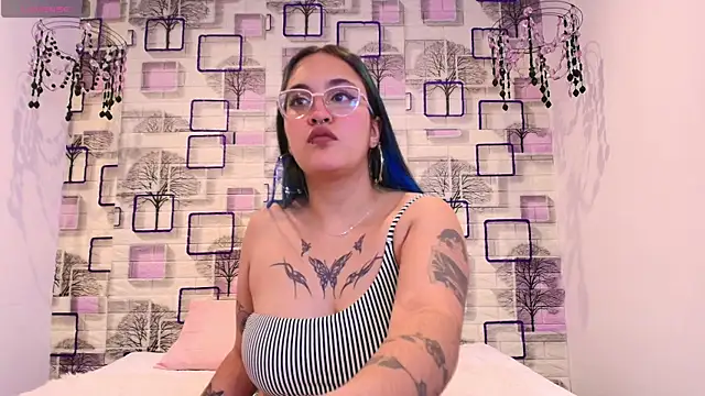 Samanthaa Evanss online show from 04/14/26, 07:20