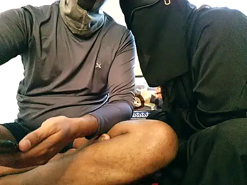 Snapshot of fathima_krishna chatting on 04/14/26, 06:08 fathima krishna online show from 04/14/26, 06:08