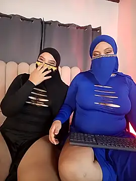 Snapshot of aziza_dalila02 chatting on 04/09/26, 03:17 aziza dalila02 online show from 04/09/26, 03:17