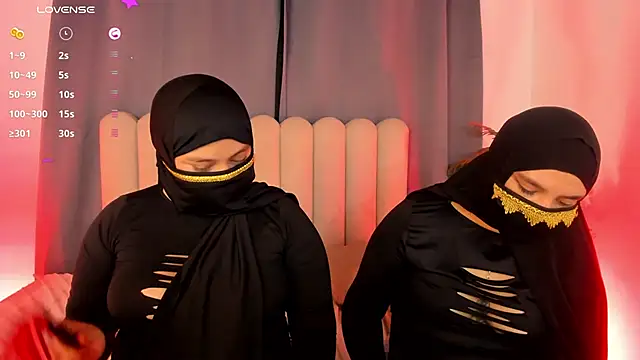 Snapshot of aziza_dalila02 chatting on 04/11/26, 07:45 aziza dalila02 online show from 04/11/26, 07:45