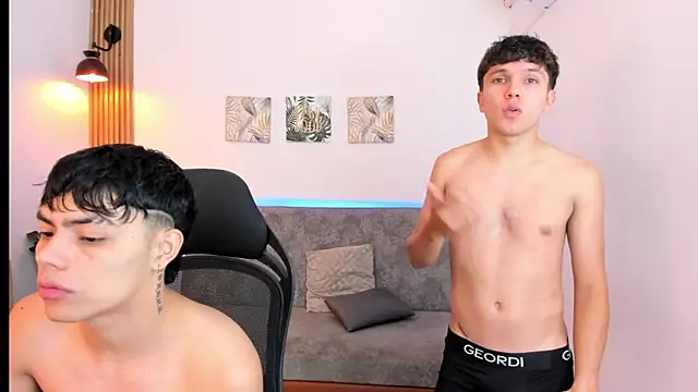 Seductive BoysW online show from 04/28/26, 09:09