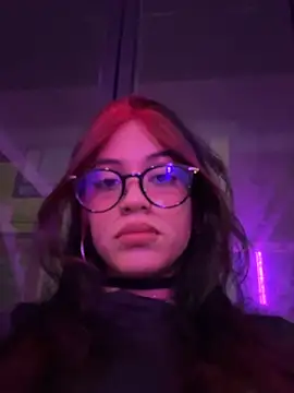 Snapshot of Kattze_ chatting on 06/10/26, 03:18 Kattze online show from 06/10/26, 03:18
