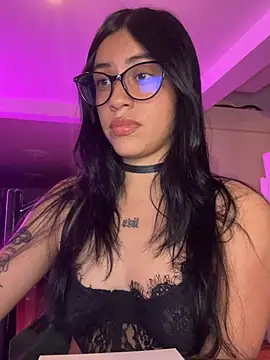Snapshot of Kattze_ chatting on 07/10/26, 04:06 Kattze online show from 07/10/26, 04:06