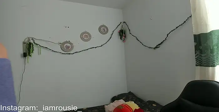 Snapshot of _iamrousie_ chatting on 05/08/26, 02:22 iamrousie online show from 05/08/26, 02:22