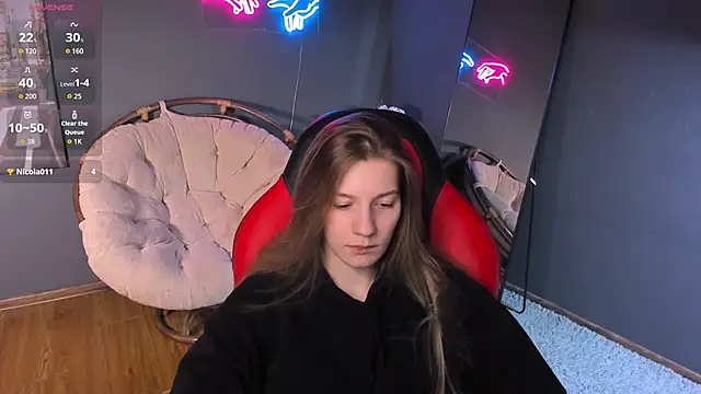 Snapshot of Vanessa___Lui chatting on 04/09/26, 04:34 Vanessa Lui online show from 04/09/26, 04:34