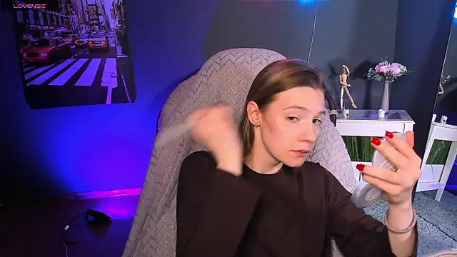 Snapshot of Vanessa___Lui chatting on 04/15/26, 03:52 Vanessa Lui online show from 04/15/26, 03:52