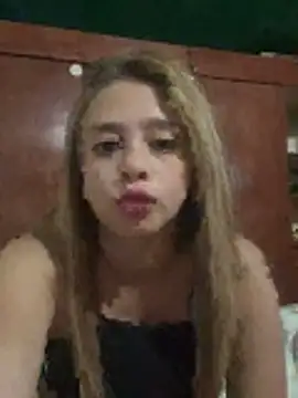 jade06  online show from 05/01/26, 04:33