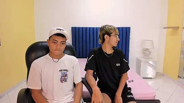 Snapshot of Juan_saul1 chatting on 04/13/26, 09:31 Juan saul1 online show from 04/13/26, 09:31