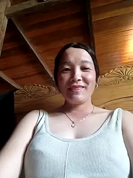 Snapshot of vanlucky2 chatting on 04/10/26, 09:14 vanlucky2 online show from 04/10/26, 09:14