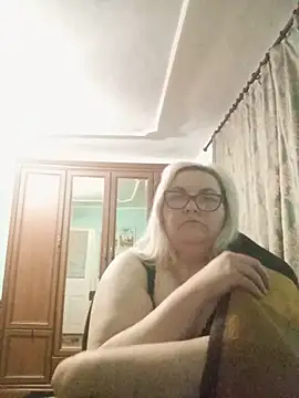 AureliaSky598 online show from 05/24/26, 10:37