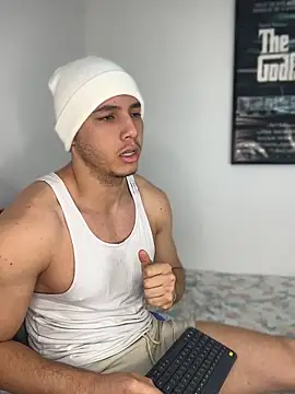 Max valiant online show from 04/17/26, 08:01