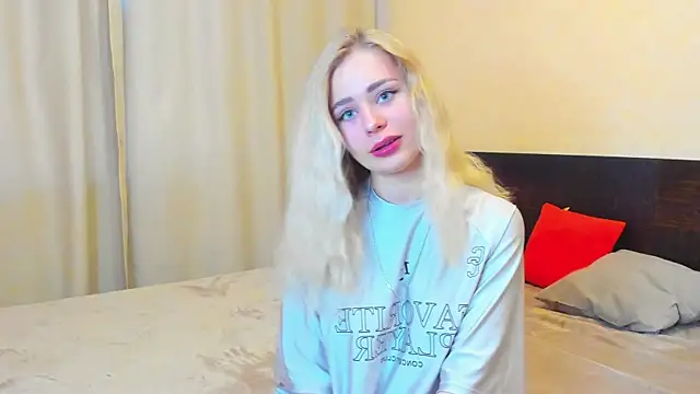 cute mey  online show from 06/05/26, 01:56