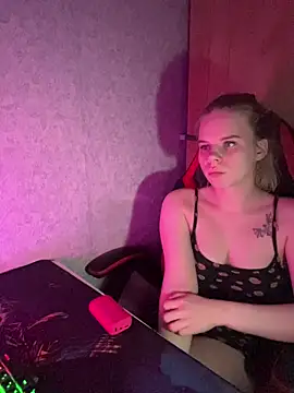 VioletEcho online show from 04/10/26, 08:24