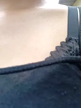 mia0033 online show from 04/09/26, 03:06