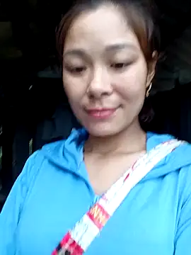 mia0033 online show from 05/01/26, 10:31