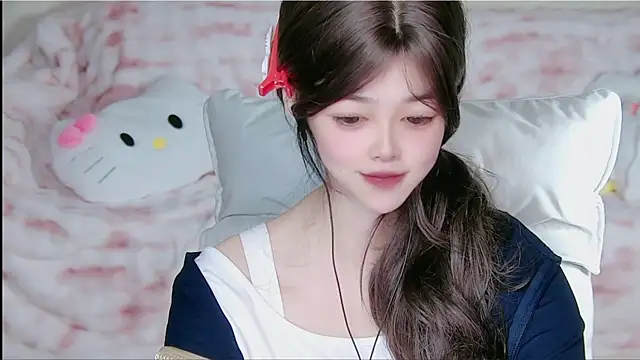 yaya-a online show from 04/12/26, 04:45