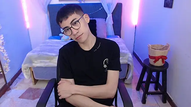 Andy Norton online show from 04/15/26, 03:35