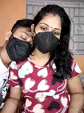 hornycouple096 online show from 04/30/26, 10:43