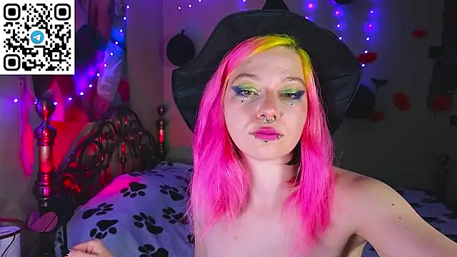 Snapshot of Sansarella chatting on 10/30/25, 05:13 Sansarella online show from 10/30/25, 05:13