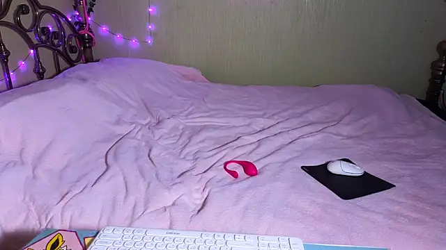 Sansarella online show from 03/22/26, 03:37