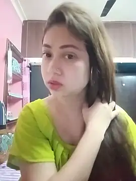 Snapshot of Hot_Soniya_08 chatting on 06/25/26, 05:12 Hot Soniya 08 online show from 06/25/26, 05:12