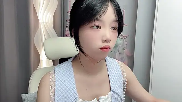Xiaoqing00 online show from 05/31/26, 05:59