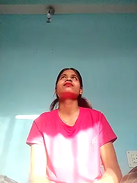 Shaniya03 online show from 04/10/26, 11:04