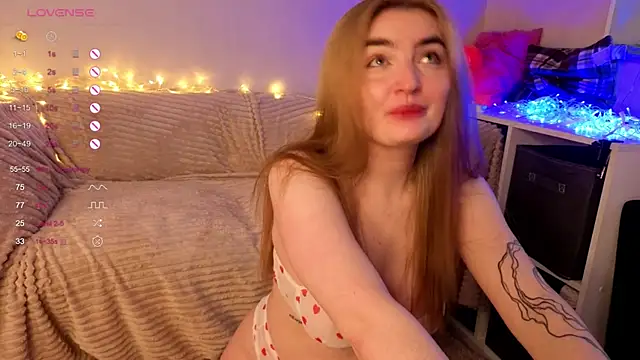 sweetandcuteee online show from 04/10/26, 11:59