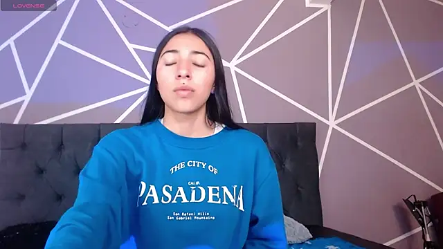 Violett1126 online show from 04/14/26, 04:40