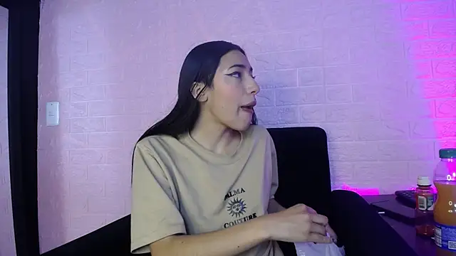 Violett1126 online show from 07/15/26, 05:02