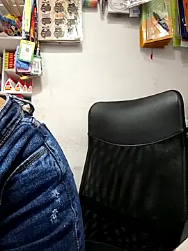 Michell Monrrone online show from 04/16/26, 09:04