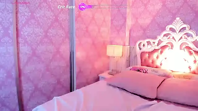 Hellencute18  online show from 07/17/26, 11:17
