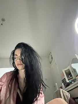 AriannaCruse online show from 04/14/26, 08:09