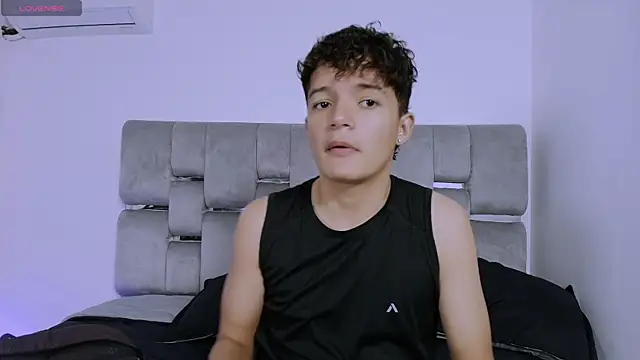 Snapshot of Luca_Voss chatting on 04/16/26, 11:55 Luca Voss online show from 04/16/26, 11:55