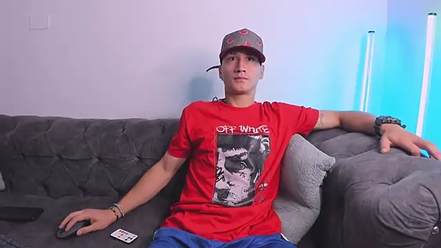 AbaturLopez online show from 04/15/26, 08:53