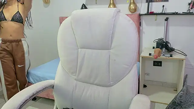 Snapshot of VelinaHoney chatting on 07/17/26, 12:34 VelinaHoney online show from 07/17/26, 12:34