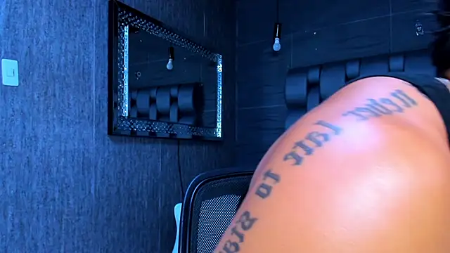 alangreek1 online show from 04/11/26, 10:58