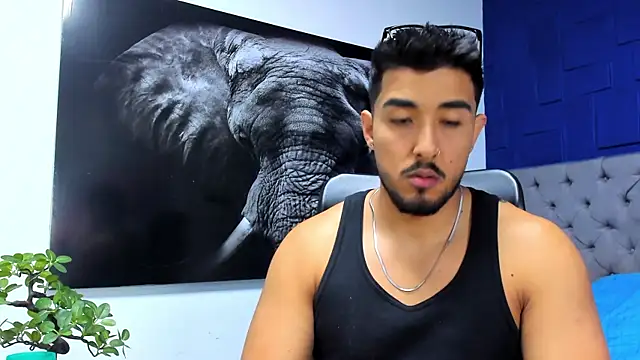 alangreek1 online show from 06/02/26, 01:51