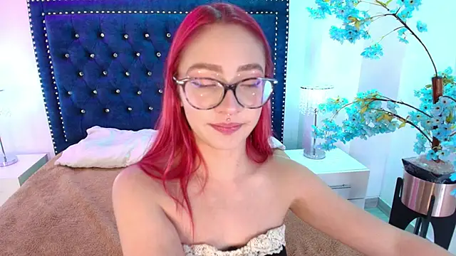 Amelie adams online show from 05/02/26, 11:15