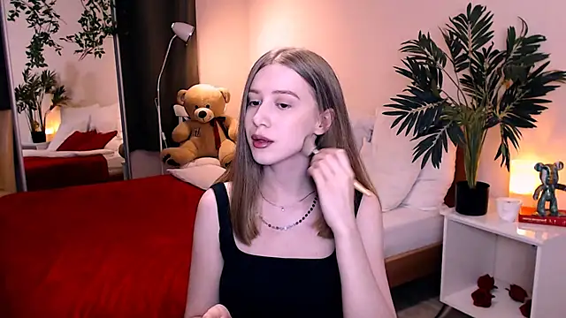 cheeky chick online show from 06/28/26, 08:15