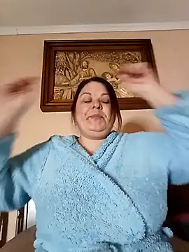 Snapshot of Dear_Natalia chatting on 04/14/26, 02:50 Dear Natalia online show from 04/14/26, 02:50