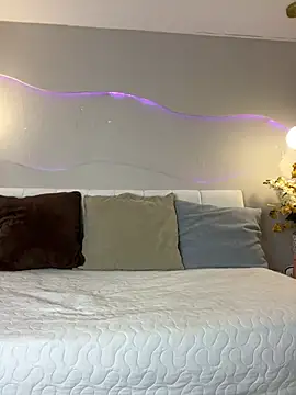 Snapshot of SamaraSmithX chatting on 04/12/26, 12:32 SamaraSmithX online show from 04/12/26, 12:32