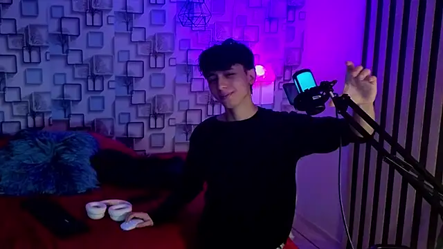Twink Sebas7 online show from 06/20/26, 12:08