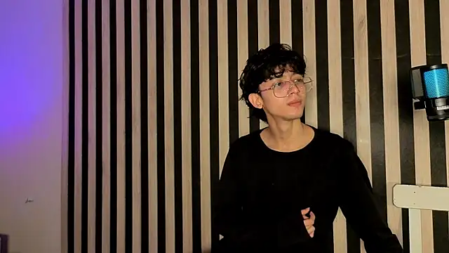 Twink Sebas7 online show from 07/08/26, 12:20