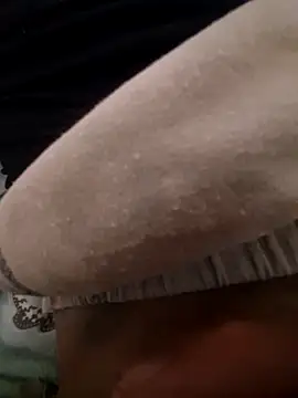 Snapshot of 19gostosoo chatting on 04/16/26, 05:03 19gostosoo online show from 04/16/26, 05:03