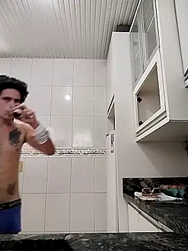 Snapshot of Bruno13travieso chatting on 05/06/26, 03:17 Bruno13travieso online show from 05/06/26, 03:17