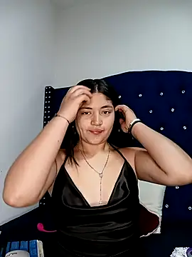 Snapshot of Hanna-Hot- chatting on 04/14/26, 12:11 Hanna-Hot- online show from 04/14/26, 12:11