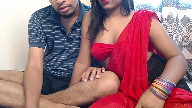 VelvetCoupleLive online show from 05/05/26, 03:03