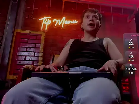 MissaelRossi online show from 04/14/26, 07:42