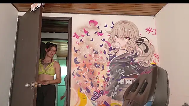 Snapshot of Lucia_evans21 chatting on 04/13/26, 08:47 Lucia evans21 online show from 04/13/26, 08:47